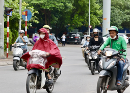 Dự báo thời tiết ngày 10/11: Bắc Bộ giảm mưa, trưa chiều trời nắng