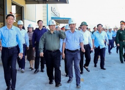 Thủ tướng thăm hỏi, động viên người dân, doanh nghiệp bị thiệt hại do bão lũ tại Gia Lai