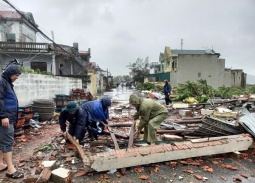 Hoàn thành xây mới, tái định cư cho những hộ có nhà bị lũ cuốn trôi, sập đổ hoàn toàn trước 31/1/2026