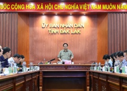 Triển khai 'chiến dịch Quang Trung” thần tốc xây dựng lại nhà cho đồng bào vùng lũ