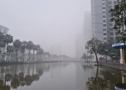 Hà Nội ô nhiễm không khí kéo dài: Bác sĩ cảnh báo nhóm dễ bị bụi mịn tấn công