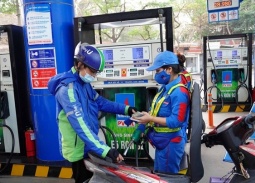 Việt Nam đẩy mạnh phổ biến xăng E5, E10 hướng tới mục tiêu Net Zero 2050