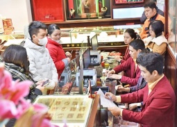 Giá vàng và ngoại tệ ngày 12/12: Vàng SJC tiến sát mốc 156 triệu đồng/lượng