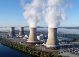 Hàng Việt Nam được ưu tiên trong đấu thầu dự án năng lượng nguyên tử