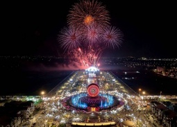 'Săn' pháo hoa và lễ hội rực rỡ từ Bắc vào Nam dịp Tết Dương lịch 2026