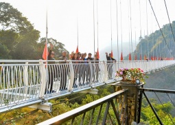 Mộc Châu Island - Cầu kính Bạch Long, điểm đến trong hành trình du lịch Tây Bắc