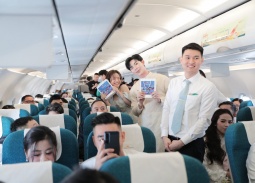 'Chuyến bay hạnh phúc' - Hành trình cảm xúc thăng hoa trên bầu trời Việt Nam