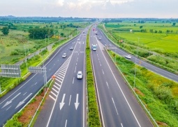 Dự kiến thu phí 5 tuyến cao tốc Bắc - Nam ngay sau Tết Nguyên đán