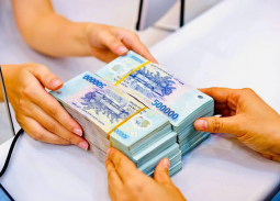 Thưởng Tết Bính Ngọ 2026 tăng đến 23%: Mức bình quân đạt 8,69 triệu đồng/người