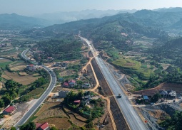 Khai thác tạm thời một phần tuyến cao tốc Hữu Nghị - Chi Lăng dịp Tết 2026