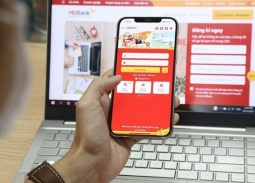 Từ 1/3, điện thoại 'bẻ khóa' sẽ không mở được app ngân hàng