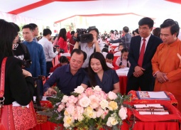 Hà Tĩnh: Linh thiêng lễ hội khai bút đầu xuân tại Di tích đền Cả- Dinh đô Quan Hoàng Mười