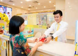 Hàng loạt ngân hàng tăng lãi suất, tặng vàng hút tiền gửi sau Tết Bính Ngọ 2026