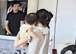 Một thương hiệu bán lẻ điện thoại dừng hợp tác với TikToker 'Thắng Không Kịp' sau ồn ào bạo hành vợ