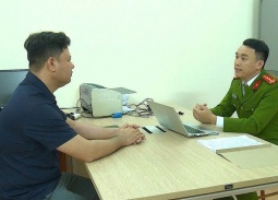 Khởi tố người đàn ông điều thêm ô tô chặn xe ngày mùng 2 Tết