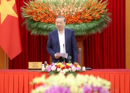 Tổng Bí thư họp Ban chỉ đạo Tổng kết 100 năm Đảng lãnh đạo Cách mạng Việt Nam