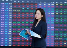 VN-Index lao dốc, thị trường giảm kỷ lục hơn 110 điểm