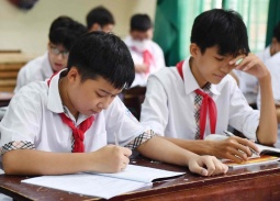 Hà Nội bỏ điều kiện thường trú và khu vực tuyển sinh vào lớp 10