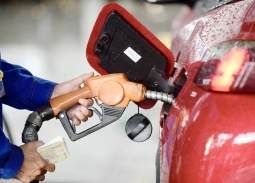 Hà Nội: Xử lý trường hợp giảm bán xăng dầu không lý do