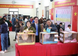 Hơn 1 triệu cử tri Quảng Ninh nô nức đi bầu cử, hưởng ứng “Ngày hội non sông”