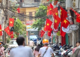 Bộ Nội vụ: Không có chủ trương hoán đổi để nghỉ 9 ngày dịp lễ 30/4 – 1/5