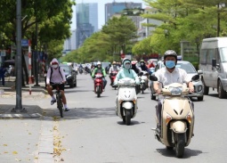 Dự báo thời tiết ngày 3/4: Bắc Bộ ngày nắng, có mưa dông về chiều tối