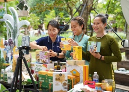 Định hình nền tảng mới cho thương mại điện tử xuyên biên giới