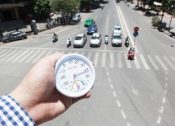 Dự báo thời tiết 10/4: Nắng nóng trên cả nước, miền Trung vượt ngưỡng 40 độ C