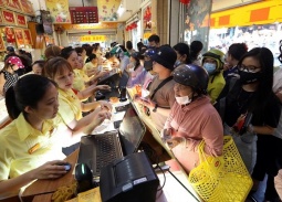 Giá vàng ngày 15/4: Vàng SJC tăng 2,5 triệu đồng/lượng