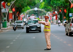 Tăng cường vận tải và bảo đảm ATGT dịp nghỉ Lễ Giỗ tổ Hùng Vương, 30/4 và 1/5