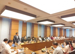 Đề xuất nâng ngưỡng doanh thu không chịu thuế lên 1 tỷ đồng và điều chỉnh giảm trừ gia cảnh