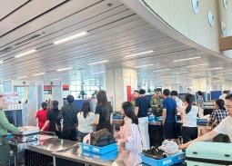 Sân bay Tân Sơn Nhất dự kiến đón 125.000 khách/ngày dịp lễ 30/4