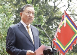 Tổng Bí thư, Chủ tịch nước Tô Lâm gặp gỡ nói chuyện với bà con tại Đền Hùng