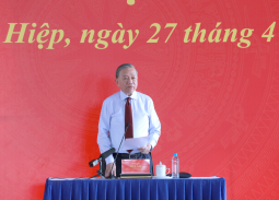 Tổng Bí thư, Chủ tịch nước Tô Lâm gặp gỡ, động viên công nhân, người lao động TP.HCM