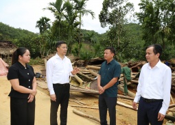 Thanh Hoá: Một học sinh tử vong do mưa lớn kèm dông lốc mạnh 