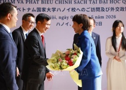 Thủ tướng Nhật Bản Takaichi Sanae phát biểu chính sách tại Đại học Quốc gia Hà Nội
