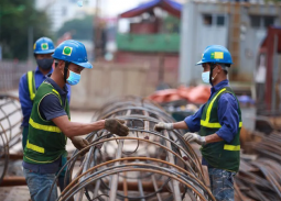 Bộ Xây dựng hướng dẫn điều chỉnh hợp đồng xây dựng khi giá vật liệu biến động