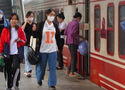 Ngành đường sắt triển khai đổi vé trực tuyến, không cần ra ga