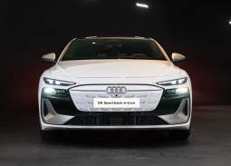 S6 Sportback e-tron mẫu sedan điện hạng sang dòng S lần đầu tiên được Audi bán tại Việt Nam