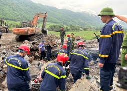 Thanh Hóa tạm dừng hoạt động mỏ đá sau vụ sạt lở làm 3 công nhân tử vong