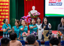 Khi nghệ nhân học livestream và làm chủ công nghệ AI