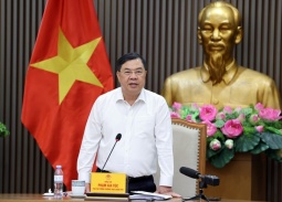 Bảo đảm nguồn cung, chất lượng và quyền lợi người tiêu dùng khi chuyển đổi sang xăng E10