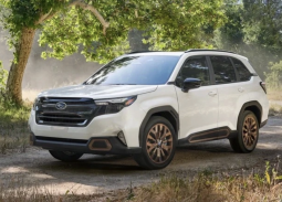 Subaru Forester 2.5L phân phối tại Việt Nam không thuộc diện triệu hồi cửa sổ trời