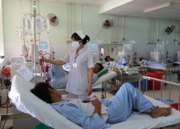 Mức đóng BHYT hộ gia đình mới và quyền lợi khám trái tuyến từ 1/7