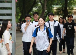 Hôm nay, hơn 1,2 triệu thí sinh làm thủ tục dự thi tốt nghiệp THPT 2026