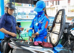 Giá xăng dầu đồng loạt giảm từ 15h chiều nay