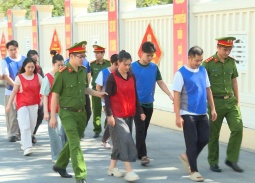 Thanh Hóa: Triệt phá đường dây buôn lậu kim cương xuyên quốc gia