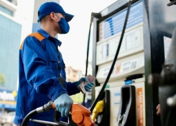 Xăng E5 RON92 giảm hơn 1.000 đồng/lít từ 16h chiều nay