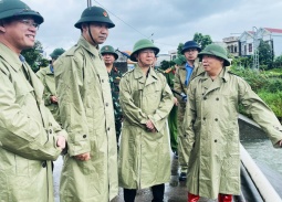 Quyết liệt ứng phó bão số 1, bảo đảm an toàn tuyệt đối tính mạng và tài sản nhân dân