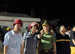 Thanh Hóa: Cháy Công ty giày trong đêm hàng trăm chiến sỹ tha gia chữa cháy